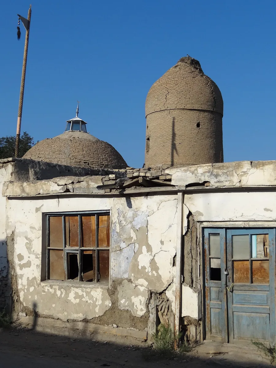 Улица старого города Бухары
